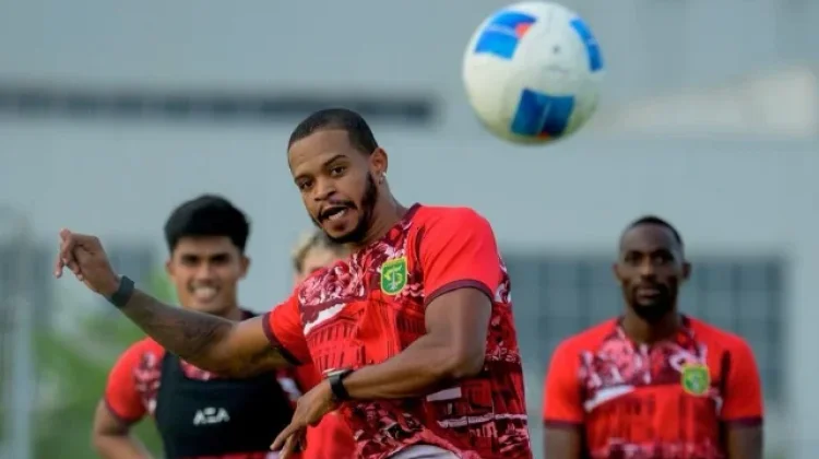 Persebaya Enggan Terlena, PSMS Tetap Dianggap Ancaman