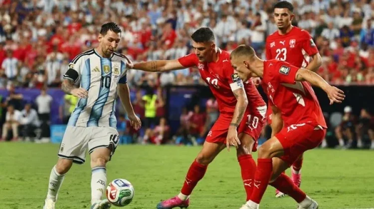 Kontroversi Argentina Vs Swiss, Wasit Pinheiro Angkat Bicara Soal Embolo dan Messi