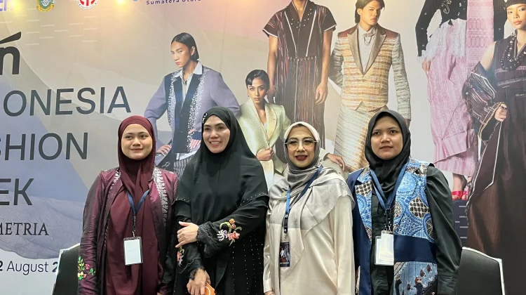 Sumatera Barat Tampilkan Wastra dan Busana Muslim di IFW 2026