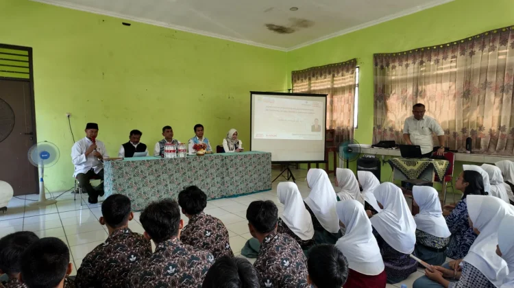 Inspektorat Bekasi Berikan Pendidikan Antikorupsi kepada Pelajar SMA