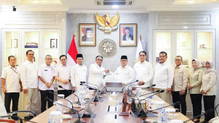 BAZNAS Terima Bantuan Rp100 Juta dari KP2MI Perkuat Pemberdayaan Pekerja Migran