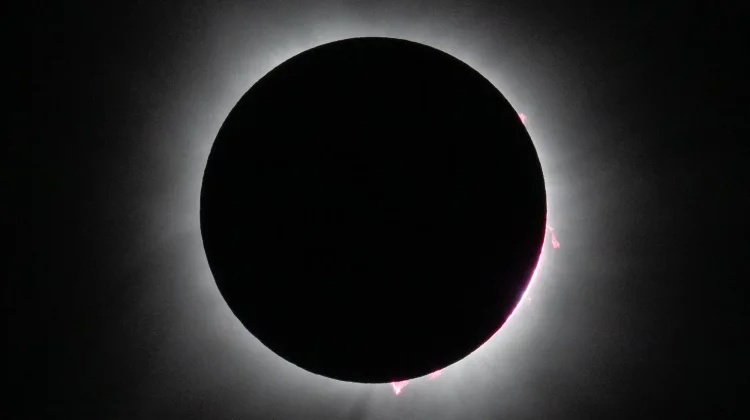NASA akan Siarkan Langsung Gerhana Matahari Total Bulan Agustus
