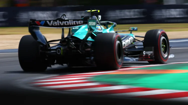 Aston Martin Uji Mesin Baru Honda jelang GP Belanda