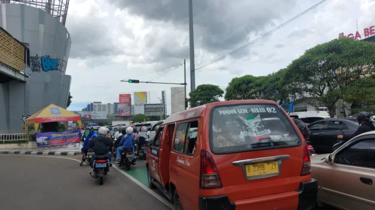 Pemprov Jabar Bakal Remajakan Angkot Tak Layak Jalan dengan Kendaraan Listrik