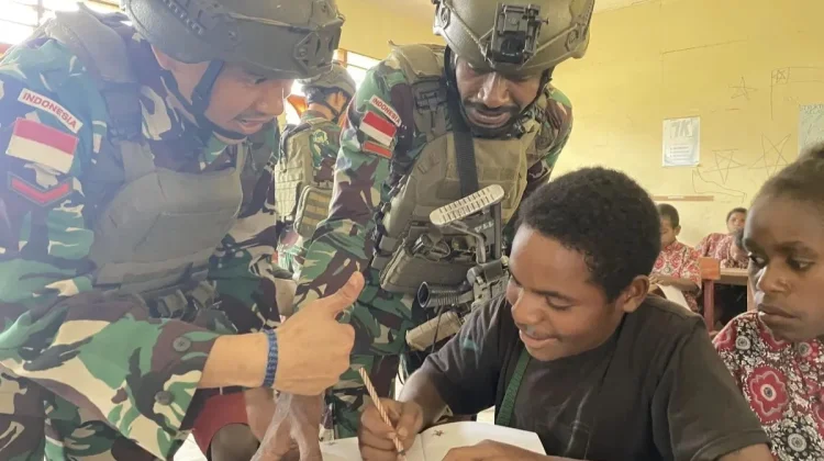 Pemerintah: TNI, Guru hingga Nakes di 3T Dapat Kenaikan Tukin