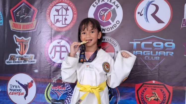 Nadhira Achlan, Siswi SD Depok Sabet Emas & Juara 2 PBTI 2026