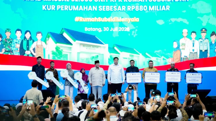Menjawab Mimpi, Masyarakat  Batang Gembira Sambut Rumah Impian