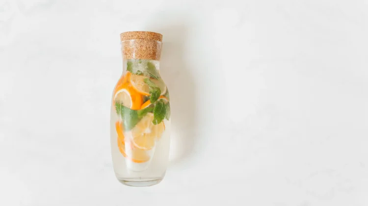 Infused Water, Minuman Segar dengan Beragam Manfaat Kesehatan