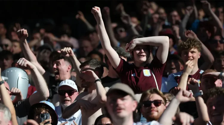 Musik Jadi Tradisi Aston Villa jelang Pertandingan