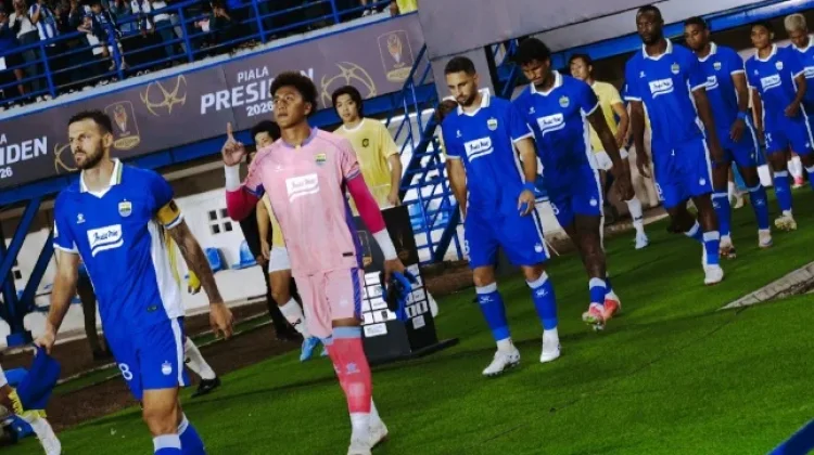Pertahanan Solid Jadi Kunci, Persib Melaju tanpa Kebobolan