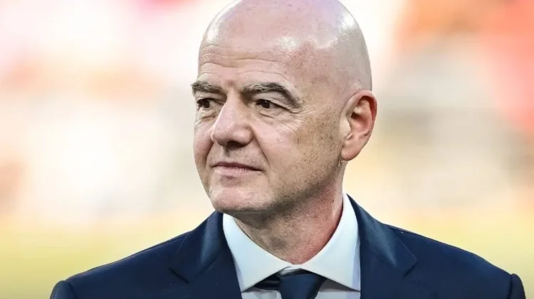 FIFA Batalkan Rencana Penjualan Kepemilikan Hak Komersial Piala Dunia