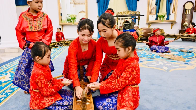 Presiden Prabowo Jamu PM Tailan, Santap Malam Resmi Bernuansa Budaya Nusantara