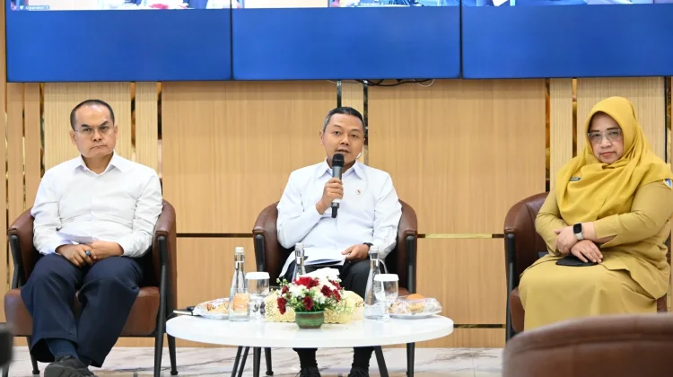 Wamendikdasmen Fajar Buka MPLS PJJ: Percepat Penanganan Anak Tidak Sekolah