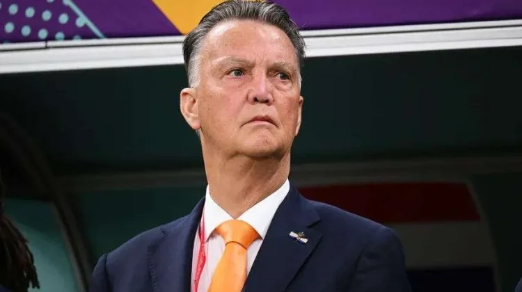 Apakah 'Comeback' Sensasional? Van Gaal Dikabarkan Siap Tangani Belanda Lagi