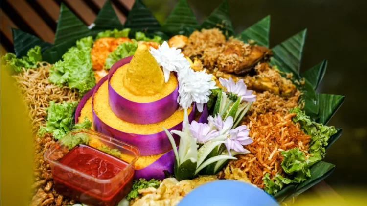 Sambut HUT RI, Ini Tiga Makanan Tradisional yang Wajib Hadir