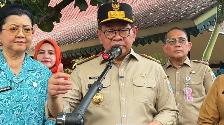 Pramono Minta Setiap RW Siapkan APAR, Perkuat Mitigasi Hadapi Musim Kemarau