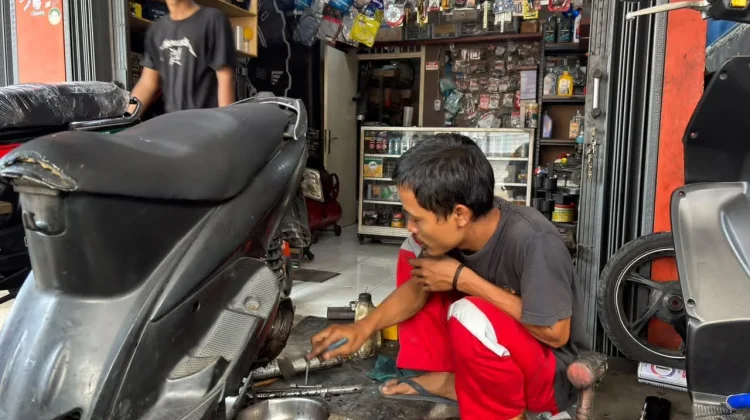 Bengkel Z-Auto Binaan BAZNAS di Bogor Raup Omzet hingga Rp10 Juta per Bulan