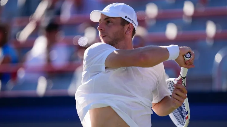 Singkirkan Zverev, Griekspoor Lolos ke Putaran Ketiga National Bank Open 2026