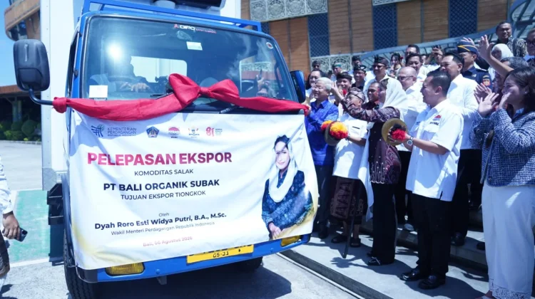 Wamendag Lepas Ekspor Salak Bali, Tindak Lanjuti Misi Dagang Shanghai