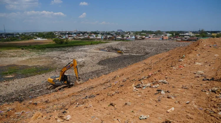 Menteri Lingkungan Hidup Percepat Proyek Sampah Jadi Energi di Makassar