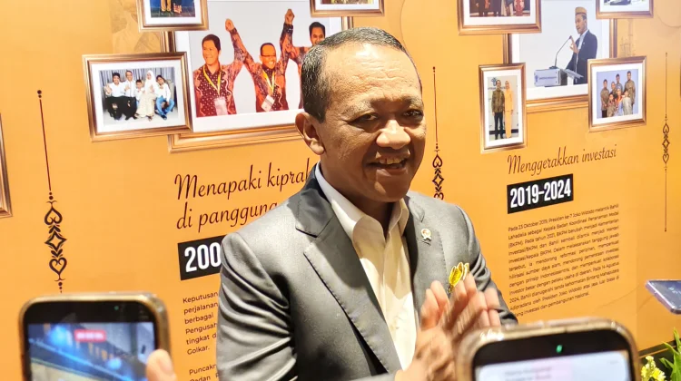 Bahlil Goda Cak Imin soal Buku Bertanda Tangan Presiden Prabowo