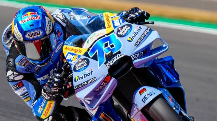 Alex Marquez Tercepat di FP1 Silverstone, Bezzecchi Langsung Mengancam