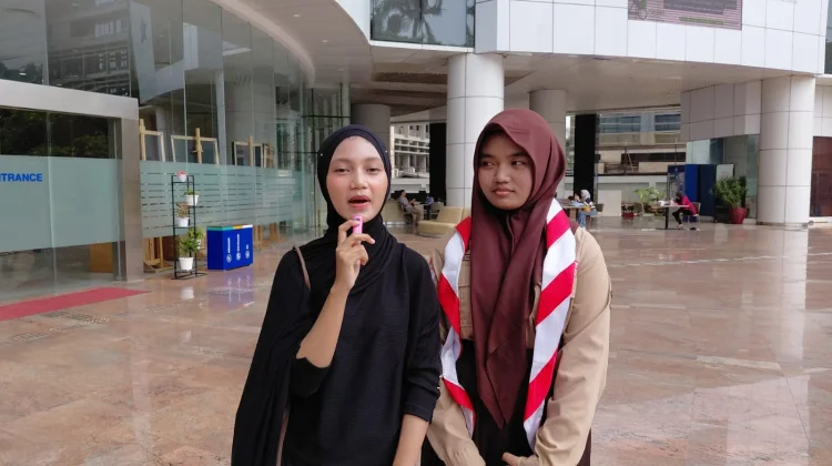 Tingkatkan Budaya Membaca, Siswi di Jakarta Habiskan Dua Jam untuk Baca