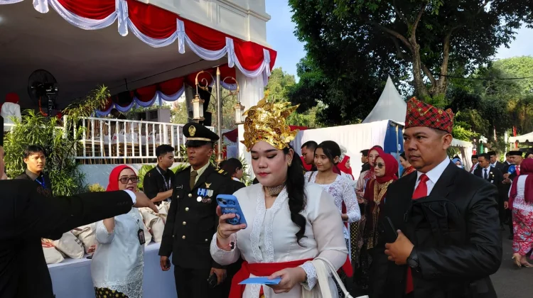 Cerita Masyarakat 'War Ticket' Tiket Undangan HUT-81 RI di Istana Merdeka