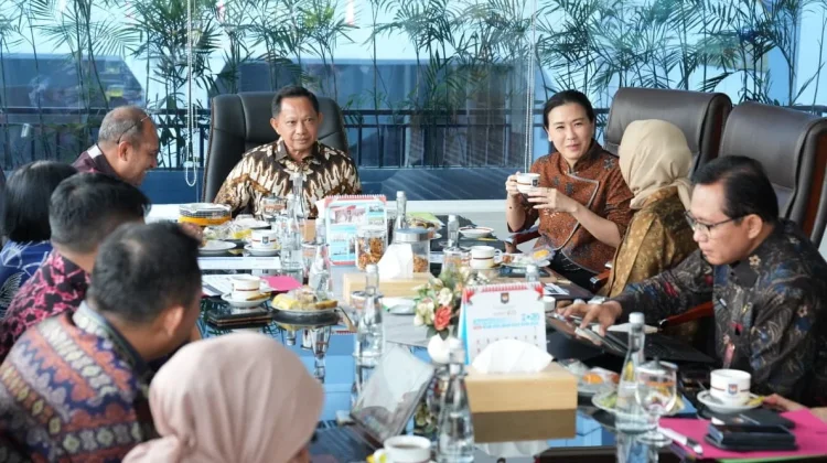 WamenPPPA Dorong Kepemimpinan Perempuan Dimulai dari Desa