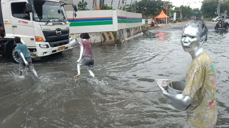 Banjir Rob Ancam Pesisir Jakarta hingga 13 Agustus, Ini 11 Wilayah Wajib Waspada
