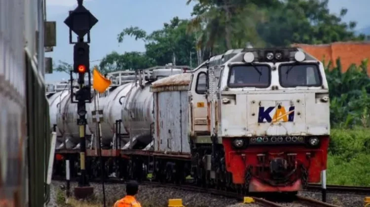 Kabel Sinyal KA Cikarang Dirusak, Dua Pelaku Masih Diburu