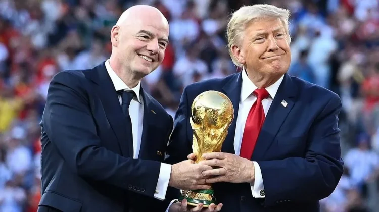Trump Pastikan Dukungan untuk Infantino di tengah Polemik FIFA