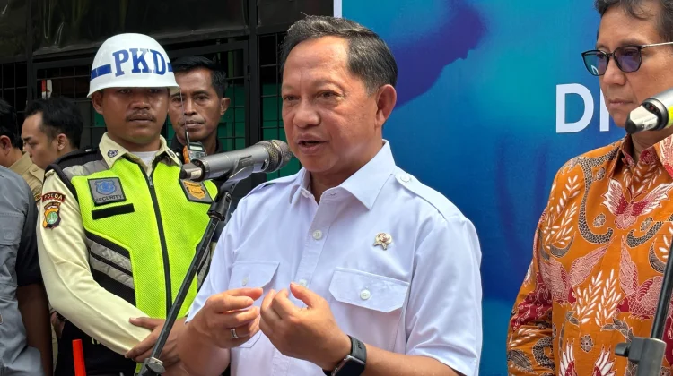 Mendagri Pastikan Akta Kelahiran Digital untuk Bayi Lahir di Luar Faskes