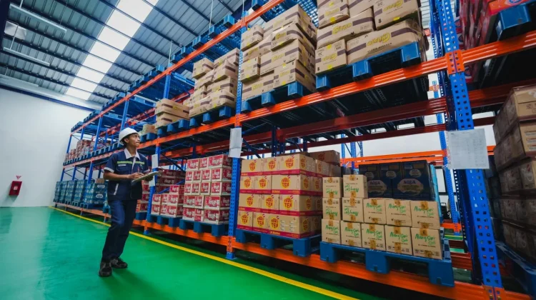 KAI Services Membangun Gudang Logistik di Pulau Jawa