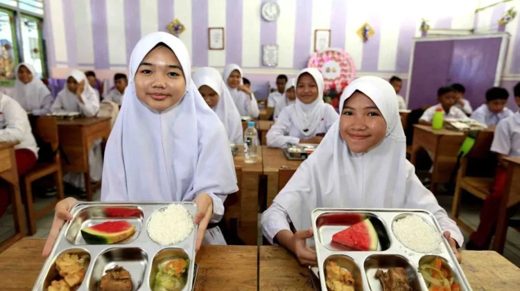 Kenapa MBG Tidak Boleh Dibawa Pulang? Ini Penjelasan Kepala BGN
