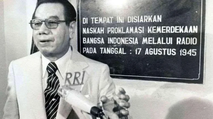 Radio dan Kabar Proklamasi yang Menembus Batas Indonesia