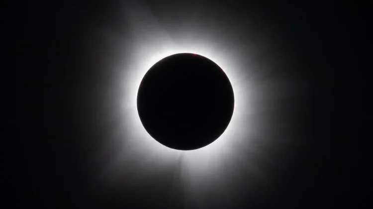 Gerhana Matahari Total 12 Agustus 2026 Terlihat di Greenland, Islandia, dan Spanyol