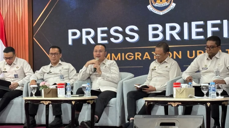 Ditjen Imigrasi Siapkan Kenaikan Tarif Visa on Arrival hingga Rp1 Juta
