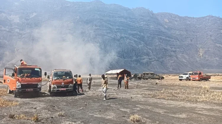Kebakaran Hutan Gunung Bromo, Titik Panas Mulai Terlokalisasi