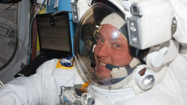 Astronaut Mike Fincke Tinggalkan NASA setelah 30 Tahun Mengabdi