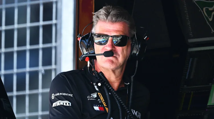 CEO Cadillac F1 Akui Pergantian Graeme Lowdon Bukan Keputusan Bersama