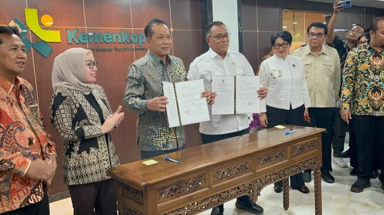 Kemenkop Gandeng KLH Buka Peluang Koperasi Masuk Pasar Karbon