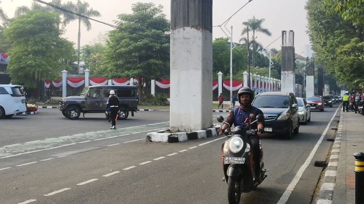 Jelang Sidang Tahunan DPR/MPR, Lalu Lintas Kompleks Parlemen Ramai Lancar