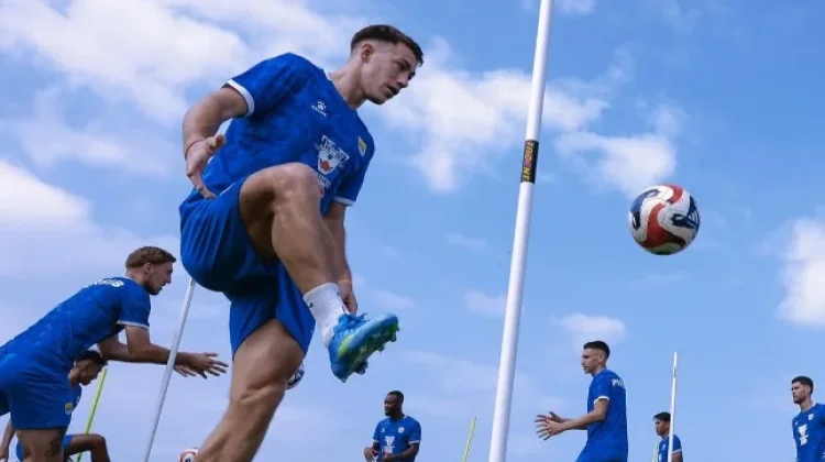 Tolic Putar Otak, Persib Tampil dengan Skuad Terbatas Kontra Sabah FC