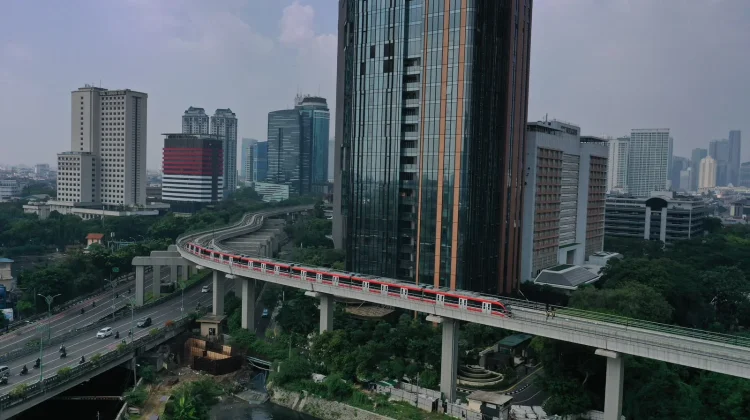 Menhub Ajak Masyarakat Manfaatkan Tarif Khusus Transportasi Umum Saat HUT Ke-81 RI