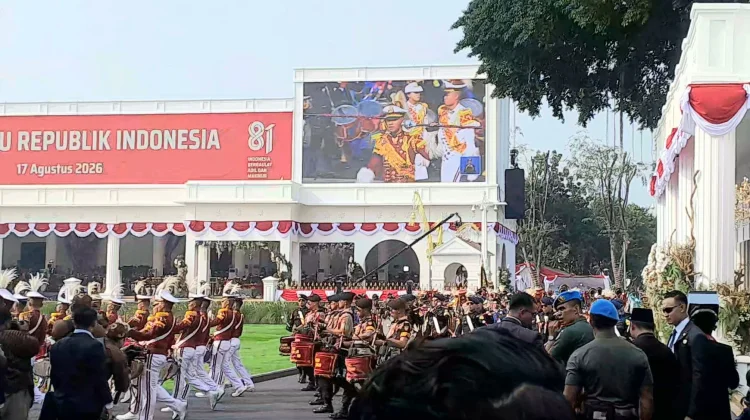 Detik-Detik, Rombongan Kirab Kereta Kencana Bawa Bendera Merah Putih Tiba di Istana