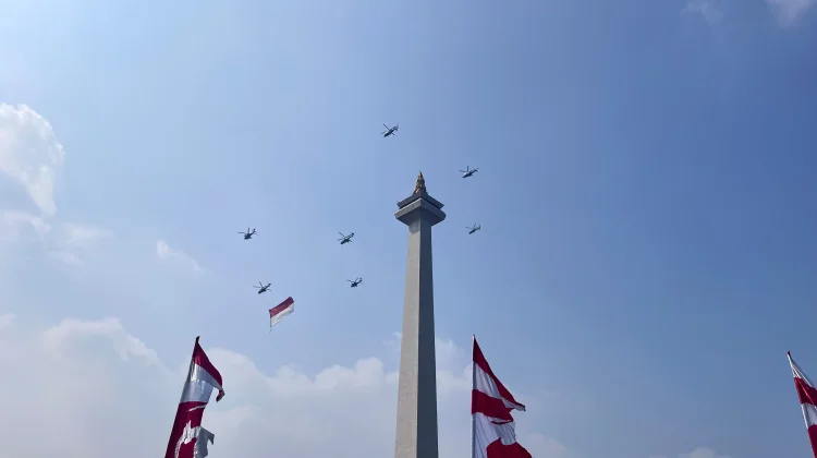 Di Bawah Langit Monas: Dua Kisah, Satu Cinta untuk Republik Indonesia