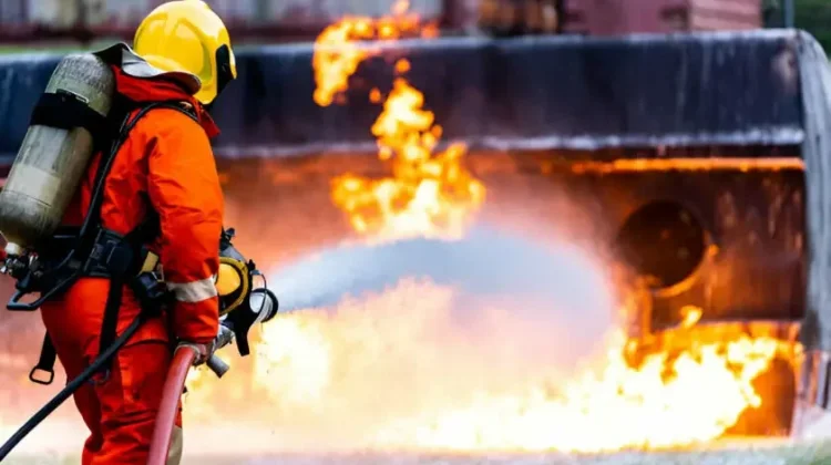 Kronologi Kebakaran Belakang Pabrik di Purwakarta, 16 Mobil Damkar Dikerahkan
