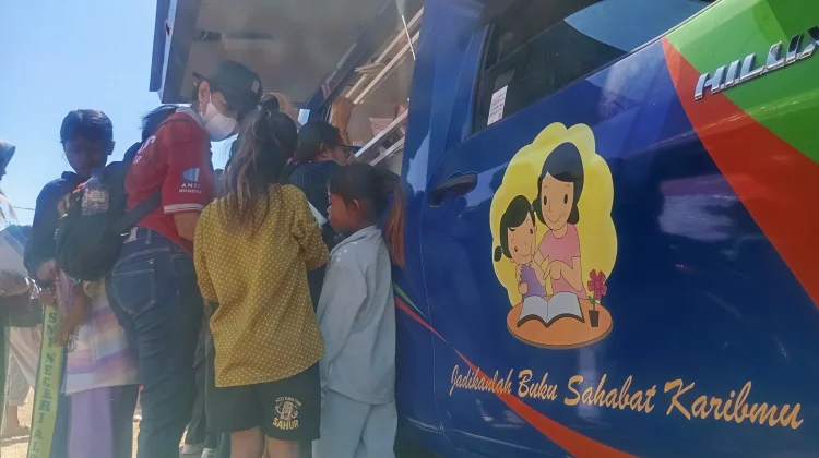 BNPB Hadirkan Layanan Trauma Healing dan Perpustakaan bagi Pengungsi Sikka