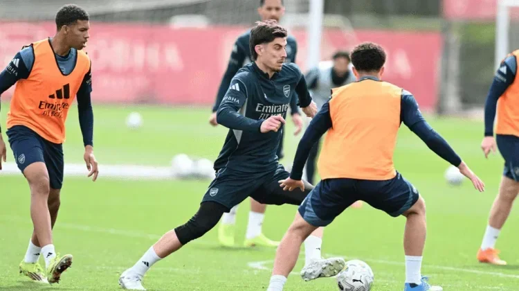 Arsenal Masih Berburu Pemain, Richard Garlick Ungkap Syarat Ketat The Gunners